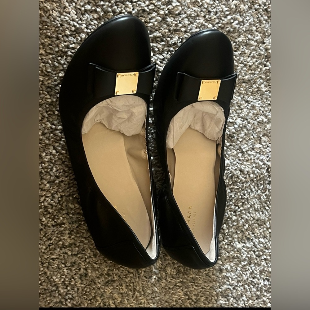 Cole Haan flats. NWT